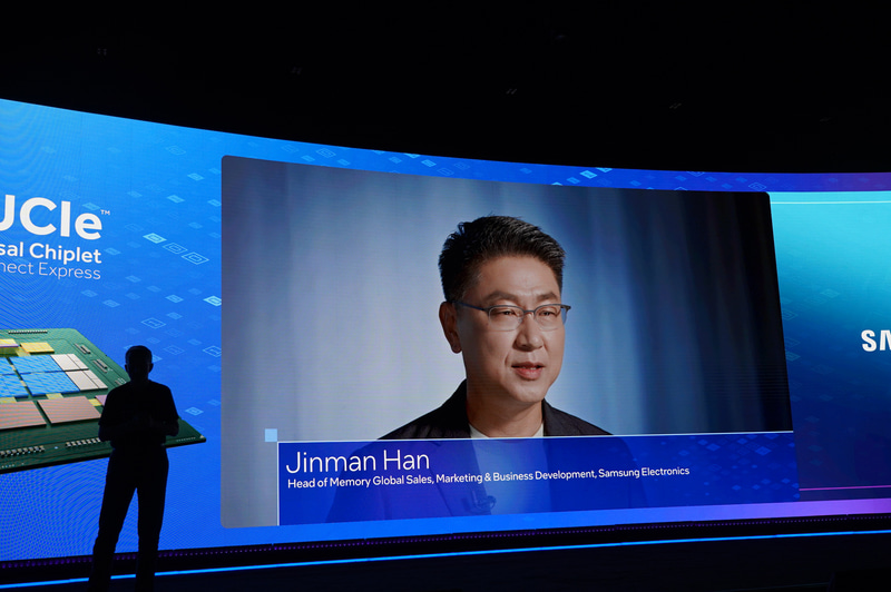 TSMCとSamsung Electronicsはビデオメッセージで3社の強力に言及