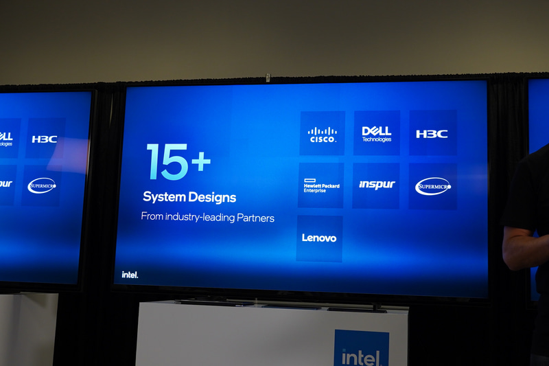 15を超えるOEMメーカーのシステムが発売される