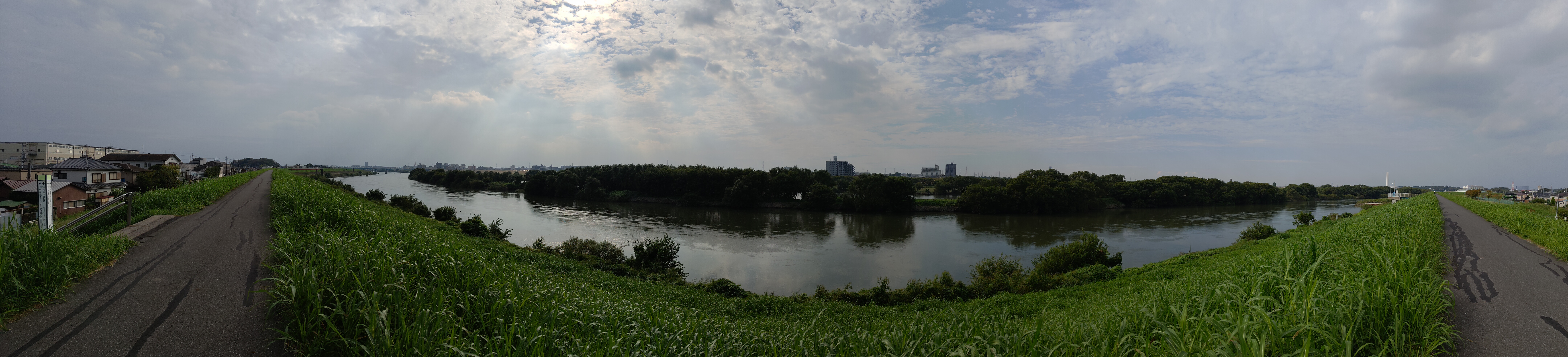 手持ちで撮影したパノラマ写真