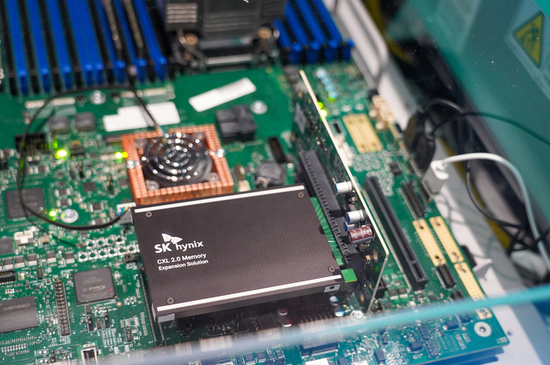 CXLメモリとSapphire Rapidsの動作デモ