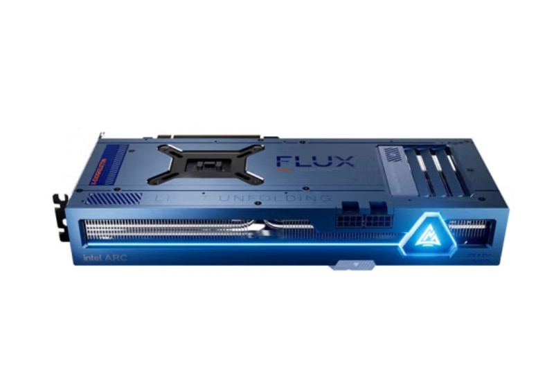 側面のロゴは光るようだ