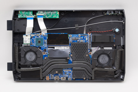 ミニPC MINISFORUM  NUCXI7 ゲームをしたい時はMinisforumのNUCXI7を買おう！AIもできるよ | みに