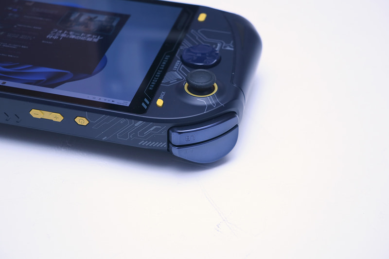 ショルダーボタン部