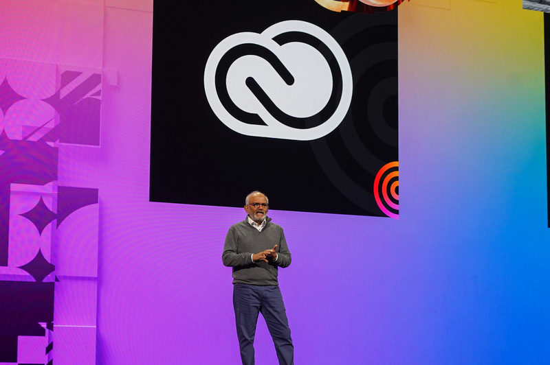 基調講演でAdobe CEO シャンタヌ・ナラヤン氏