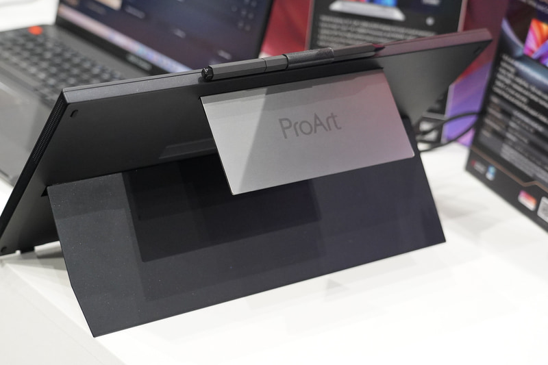 2つのキックスタンド