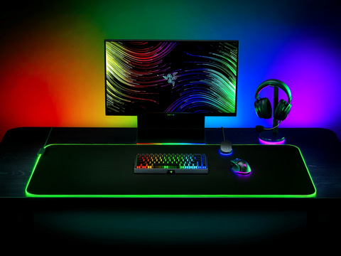 Razer テンキーレスの高級ゲーミングキーボードや配信者向けコントローラ Pc Watch