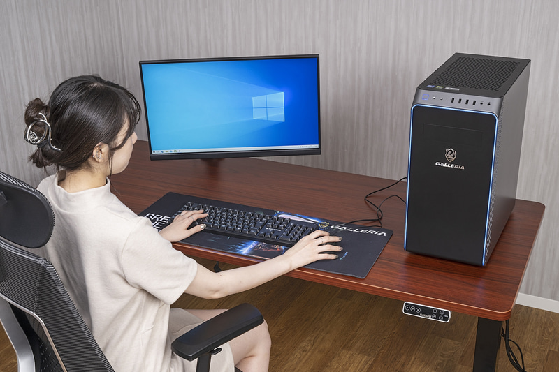 座って仕事するときも、