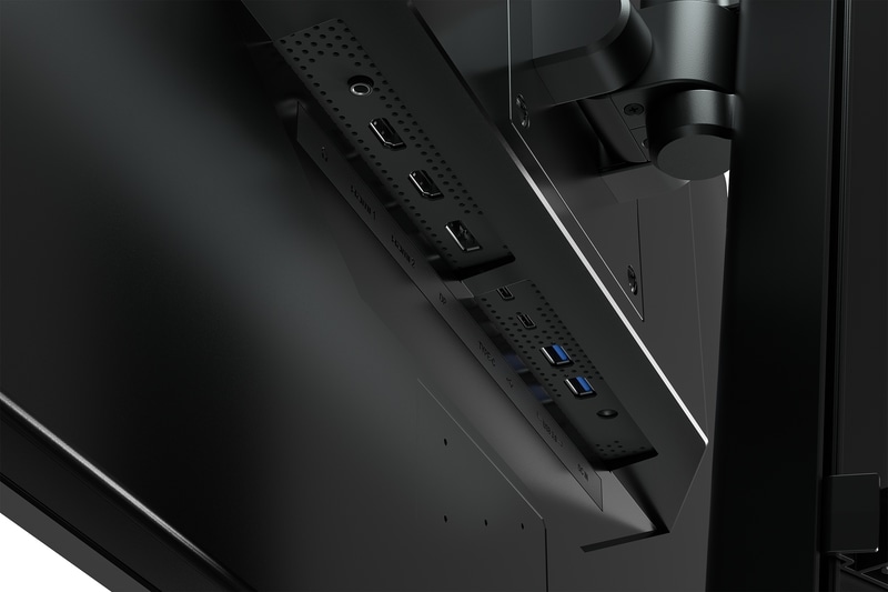 独特のスタンドデザインが印象的