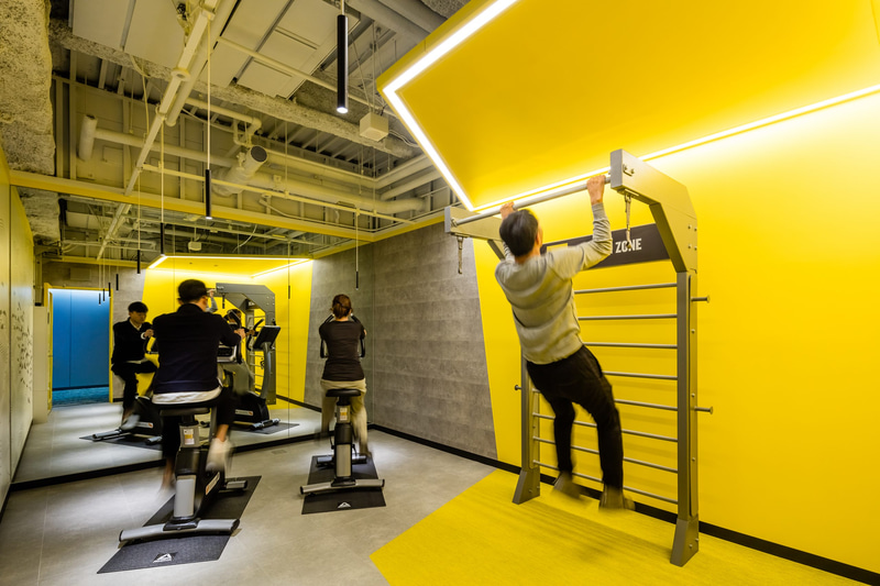 アクティビティルームでは社員が運動してリフレッシュできる