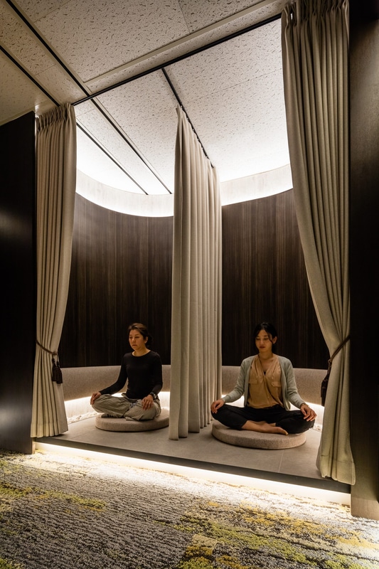 瞑想することができる部屋も用意されている