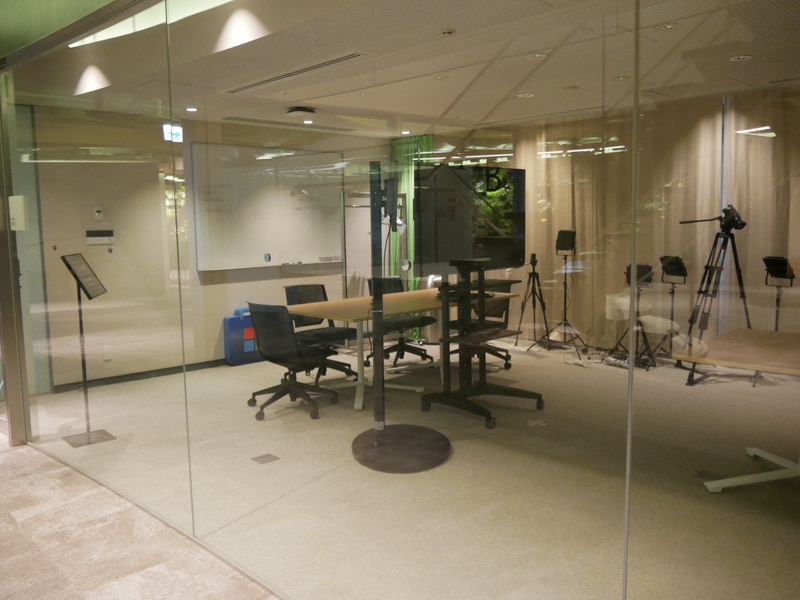 ウェビナーなどのコンテンツの配信、収録が可能なスタジオを新設