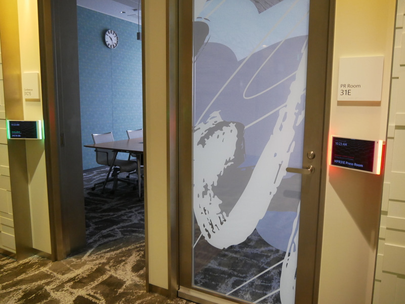 日本マイクロソフトでは、広報チームの専用の部屋を用意している。取材などに利用する