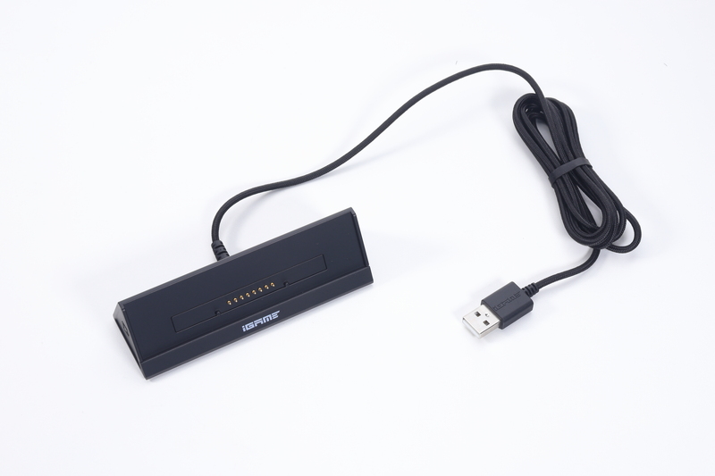 ディスプレイドック。iGame Smart LCDをPC本体の外で利用できる