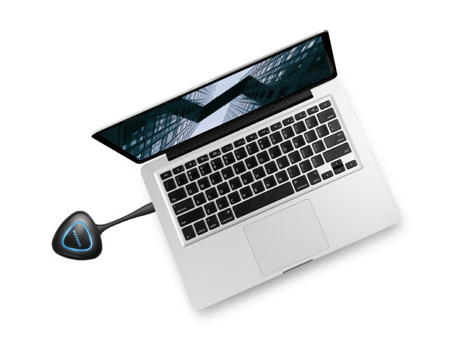 付属のワイヤレスドングル