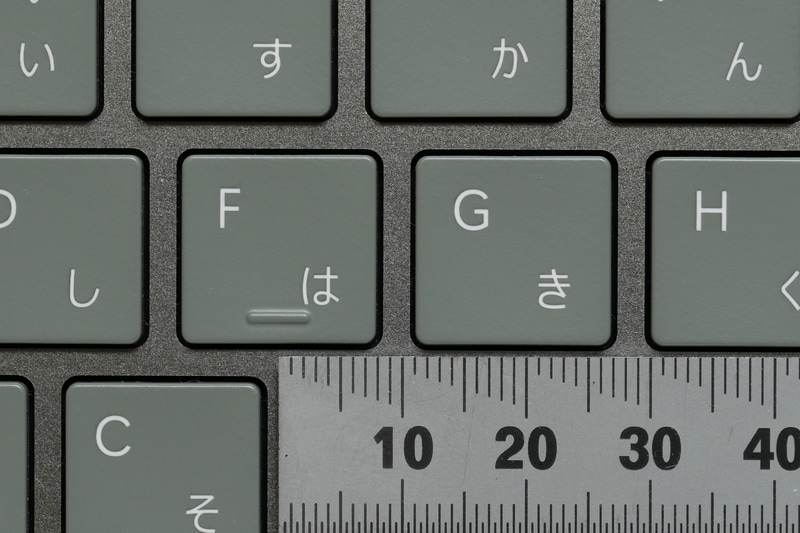 主要キーのキーピッチは約19mmフルピッチを確保