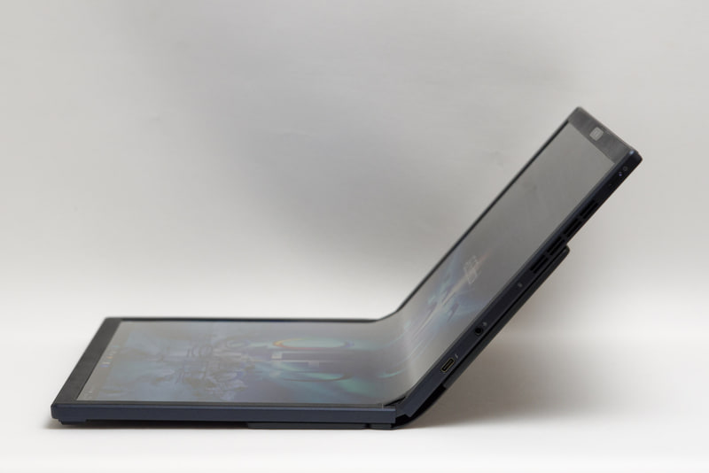 折り曲げ角度は無段階調整可