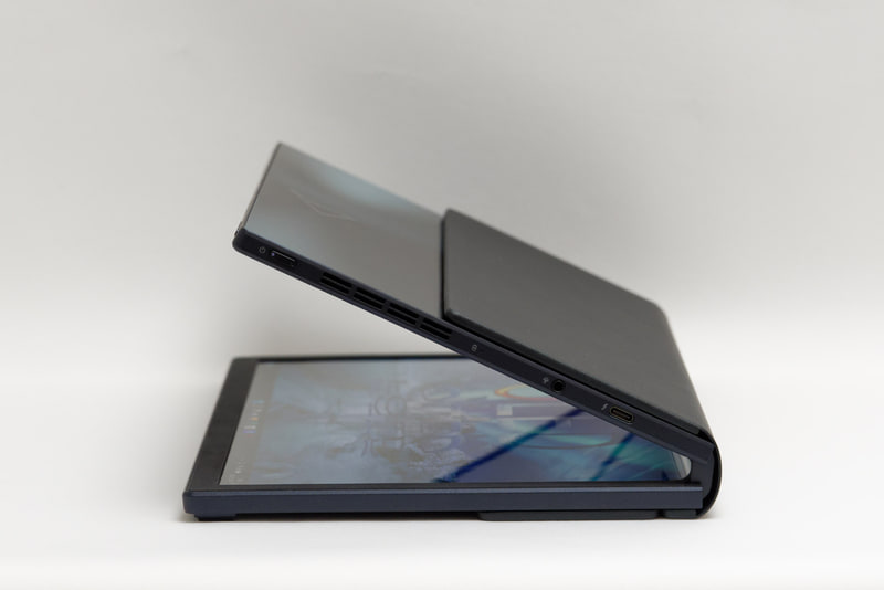 折り曲げ角度は無段階調整可