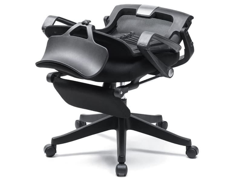 背もたれを折りたたんだところ