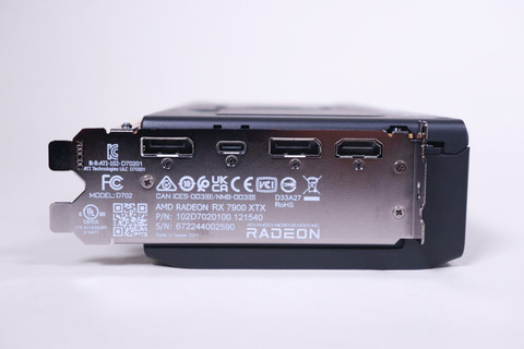 レビュー】Radeon RX 7900シリーズが編集部に到着！早速開封して写真と 