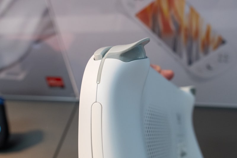 バンパーボタンとトリガーボタンを左右に装備