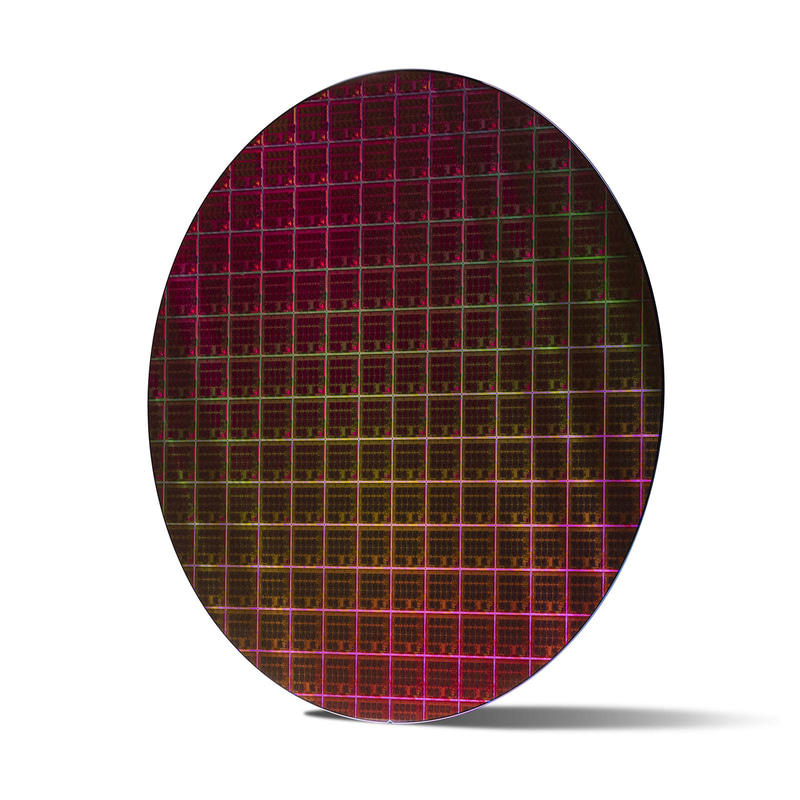 【図2】どうして正面からの写真をくれないのか?