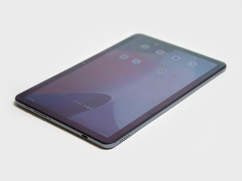 西川和久の不定期コラム】LTE/通話もできる10.4型Android 12搭載