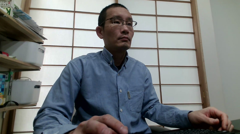 スタンドを起こせばしっかり顔を捉えられる(Microsoft Teams上の映像)