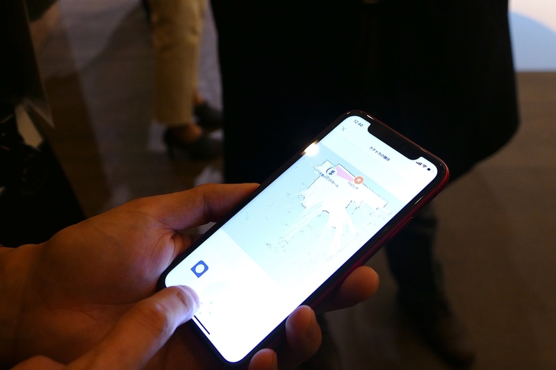 手動でマップを作らせることもできる。処理は全てロボット内部で行なう