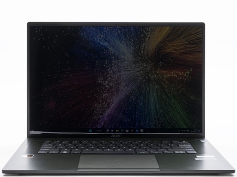 PC短評】16型4K+ OLEDでたった1.17kg。即完売した人気の「Swift Edge