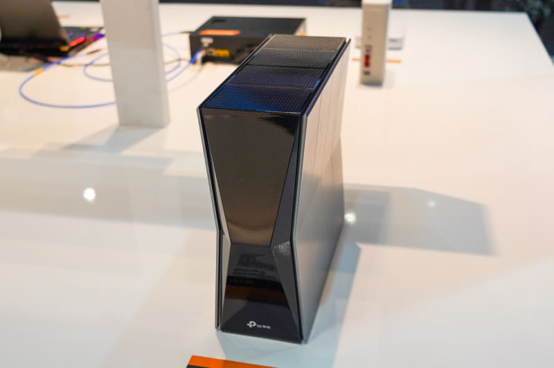 Filogic 880を採用したTP-LinkのBE19000、Wi-Fi 7に対応したメッシュルーター、6GHzにおいて4x5で通信できるのが特徴