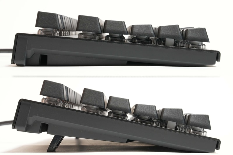 底面の足を立てたときのキーボード面の角度は実測10度