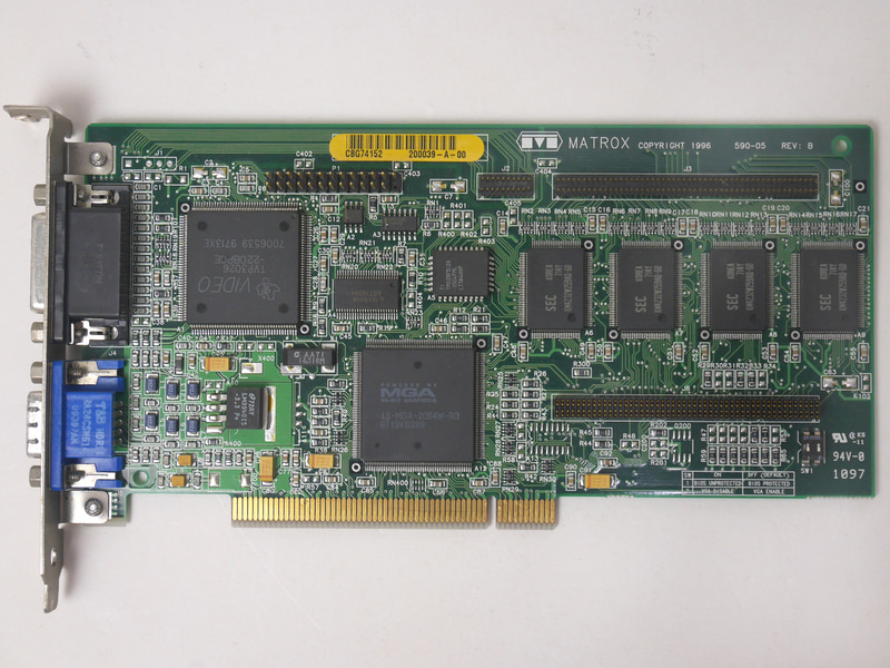 「Matrox Millennium」