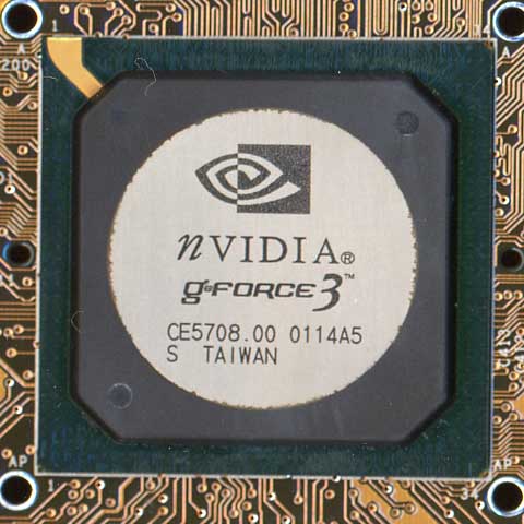 世界初の民生向けプログラマブルシェーダアーキテクチャ採用のGPU 「GeForce3」。Microsoftが2001年に発売した初代XboxのGPUは、このGeForce 3のカスタム版であった