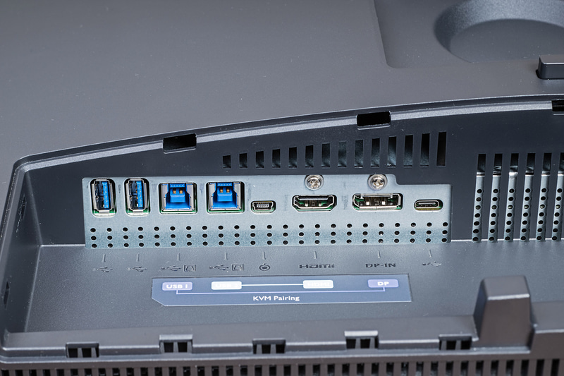 背面側のインターフェイス