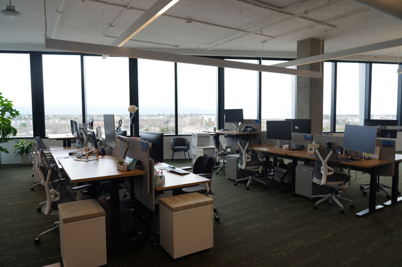 従業員の引っ越しも始まっており、既にこちらに移っている方もいるようだった