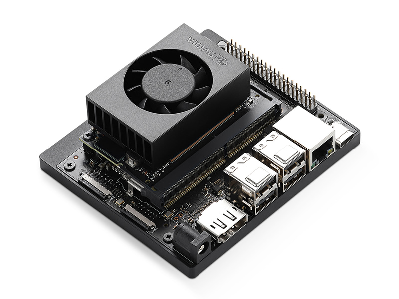 Jetson Orin Nano 開発者キット