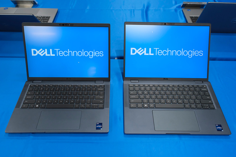 (左)Latitude 7340 Ultralight、(右)Latitude 7440 Ultralight