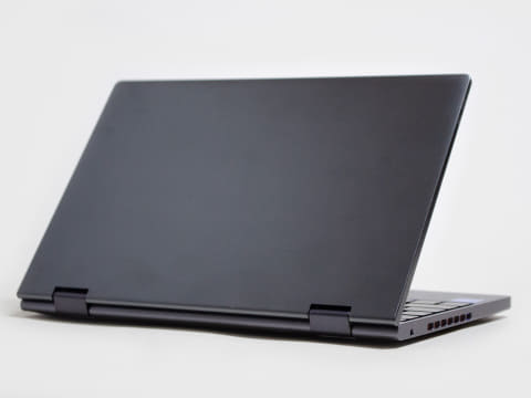 西川和久の不定期コラム】10.5型で1kg切りのCeleron N5100搭載モバイル