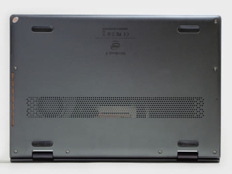 西川和久の不定期コラム】10.5型で1kg切りのCeleron N5100搭載モバイル