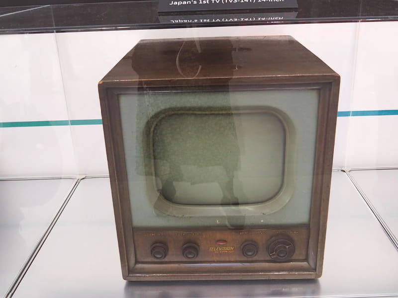 国産第一号14型テレビ