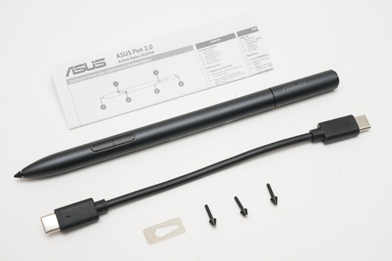4,096段階の筆圧検知に対応するスタイラスペン「ASUS Pen 2.0」が同梱