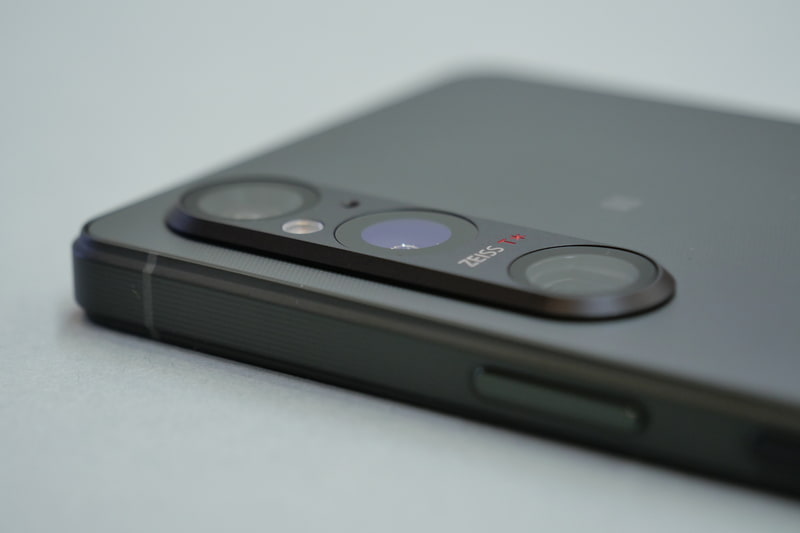 カメラユニットの突起も増えている