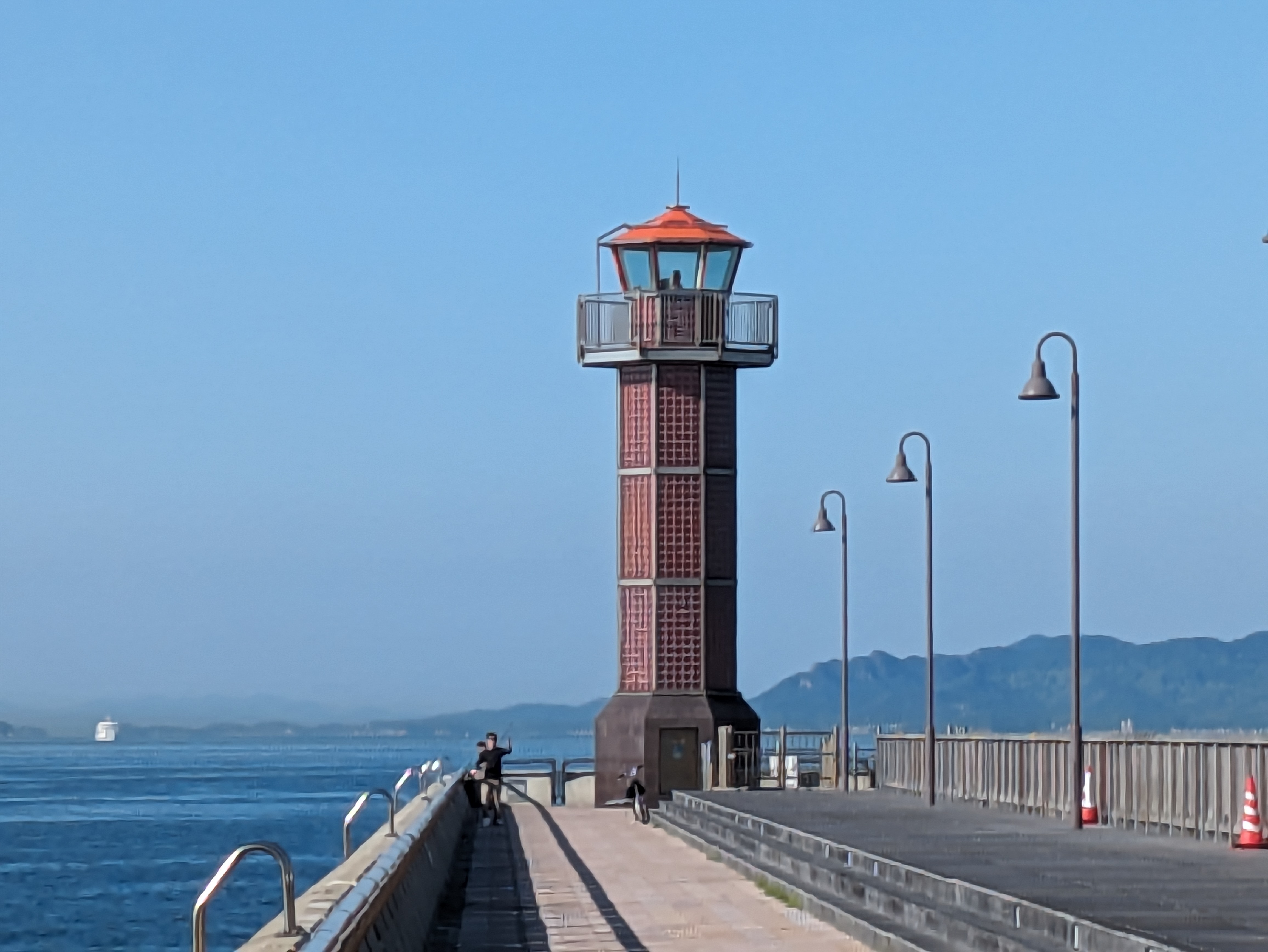 広角レンズ 8倍デジタルズームで撮影