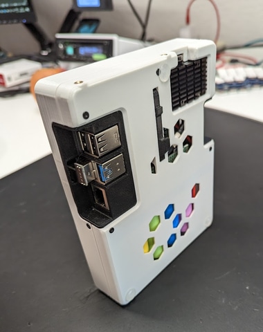 10個のキーを備えたRaspberry Pi 4のポケットPC「chonky-pocket」 - PC