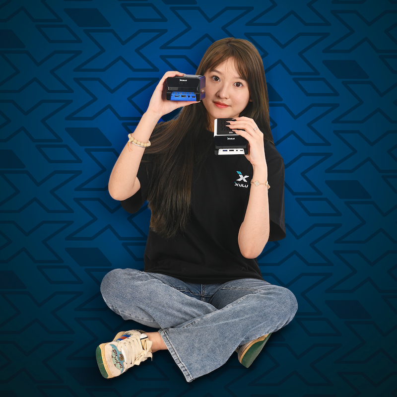 前面にステータスを表示するOLEDを搭載するが、その機能の詳細はまだ不明だ