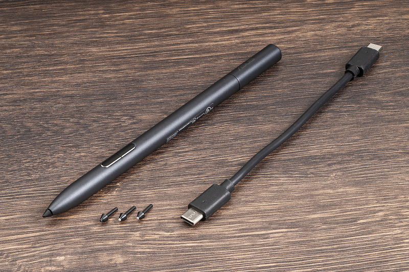 ペン先は2H、H、HB、Bの4種類が同梱。自分好みの書き味を選べる