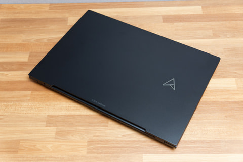 Hothotレビュー】ダイヤルパッドが付いた「Zenbook Pro 14 OLED」は