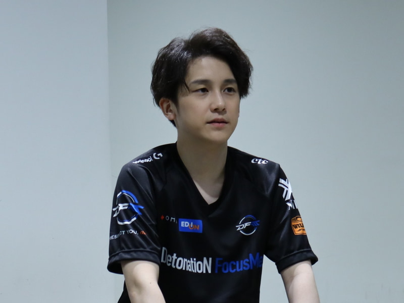 DetonatioN FocusMe、竹内ジョン