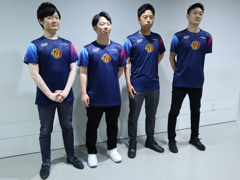 「名古屋OJA BODY STAR」のメンバーは左からKEI.B(バンババン)、あきら、鶏めし、オニキ