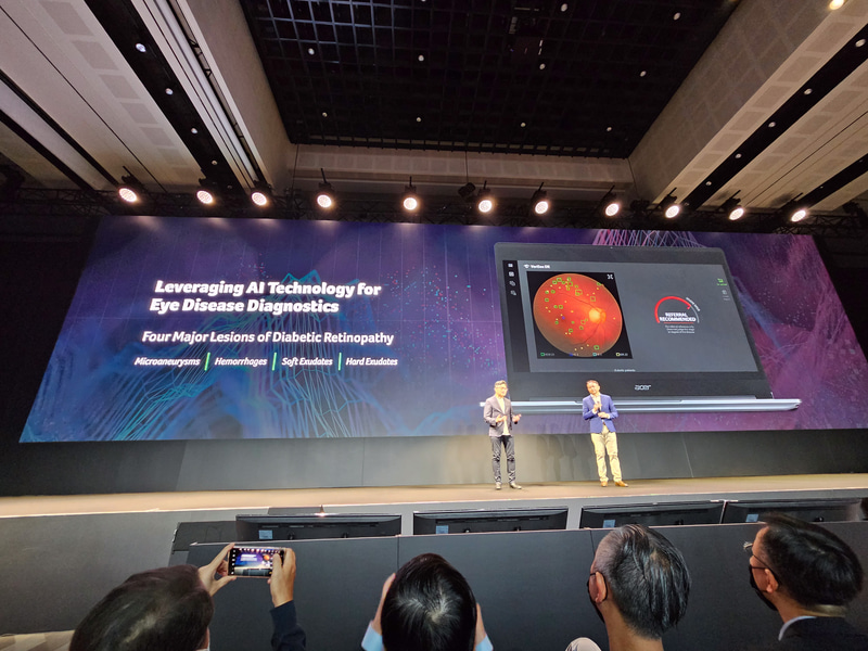 網膜症をいち早く見つける簡易検査装置